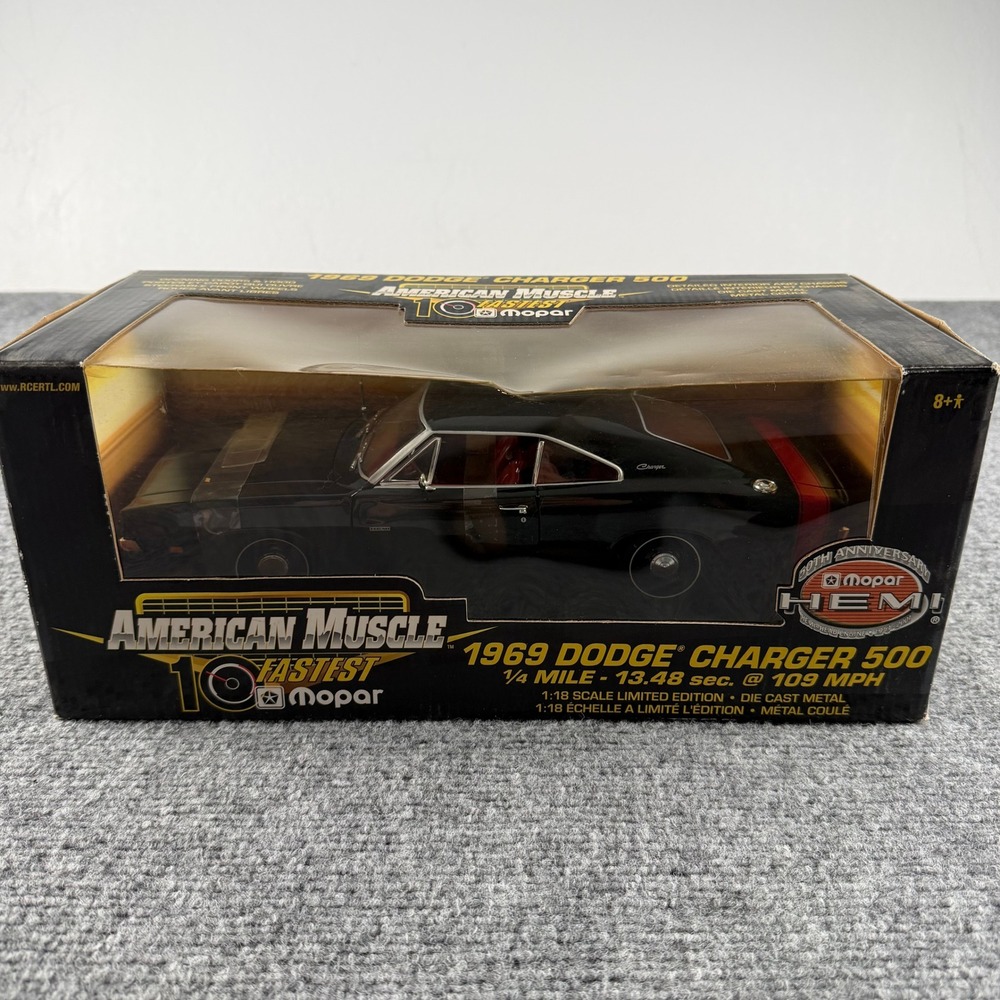 Ertl 1969 Dodge Charger 500 1:18 Black American Muscle Mopar Diecast Car